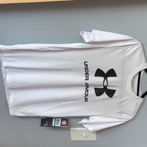 NEW with tags Youth XL Under Armour white headgear t-shirt